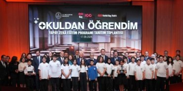 Yeni Yapay Zeka Müfredatı 5,2 Milyon Ortaokul Öğrencisini Kapsayacak