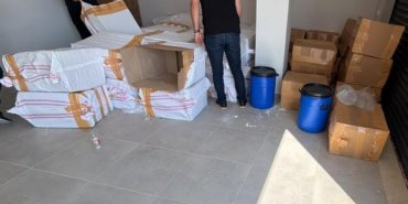 Mersin'deki depoda 1 ton 250 kilo uyuşturucu hammaddesi bulundu