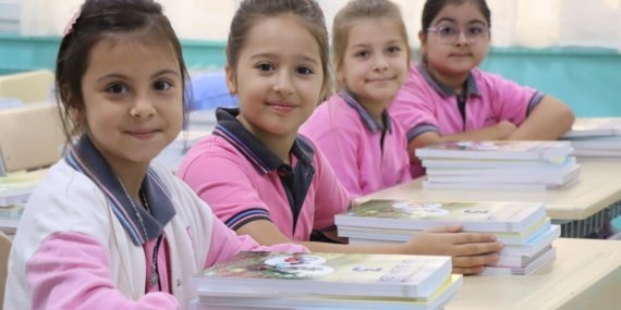 İstanbul'da yaklaşık 2,7 milyon öğrenci yeni eğitim dönemine başlıyor 7 İstanbul'da yaklaşık 2,7 milyon öğrenci yeni eğitim dönemine başlıyor
