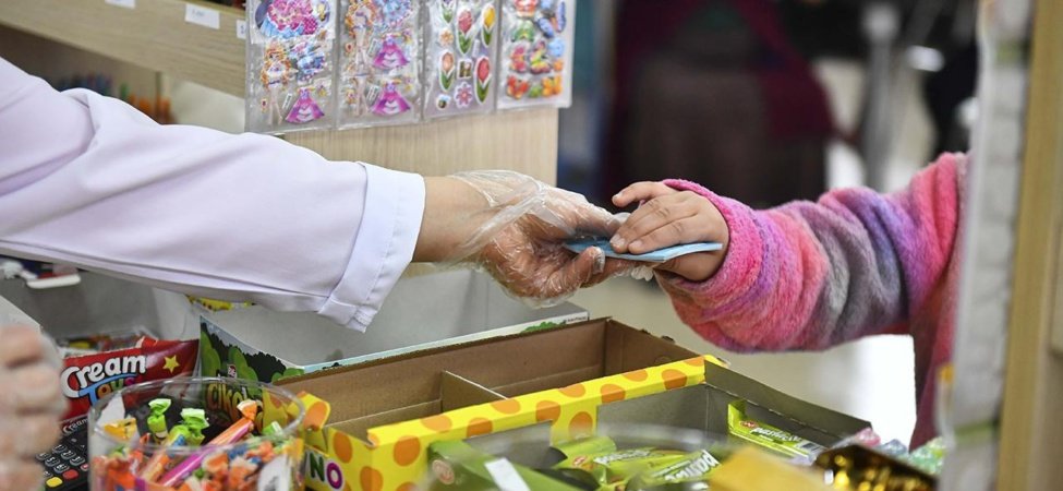 İstanbul'da ihtiyaç sahibi öğrencilere 2 bin lira kantin desteği verilecek 10 İstanbul'da ihtiyaç sahibi öğrencilere 2 bin lira kantin desteği verilecek