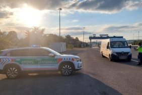 Sakarya'da kaçak 2,2 ton midye ve belgesiz 156 hayvan ele geçirildi 3 Sakarya'da kaçak 2,2 ton midye ve belgesiz 156 hayvan ele geçirildi