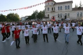 Sivas'ta 1058 Kişilik Dev Halayda Birlik ve Beraberlik