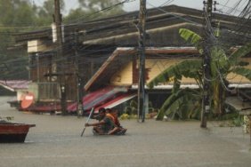 Bangkok'ta sel felaketi 700 bin vatandaşı vurdu