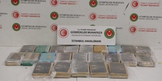 İstanbul Havalimanı'nda 25 kilogram uyuşturucu ele geçirildi