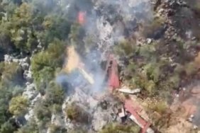 Antalya Kepez'de orman yangınına havadan ve karadan müdahale sürüyor 6 Antalya Kepez'de orman yangınına havadan ve karadan müdahale sürüyor