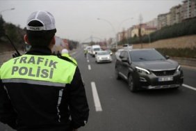 Ankara'da yarınki yarı maraton nedeniyle yollarda trafik kısıtlaması 1 Ankara'da yarınki yarı maraton nedeniyle yollarda trafik kısıtlaması