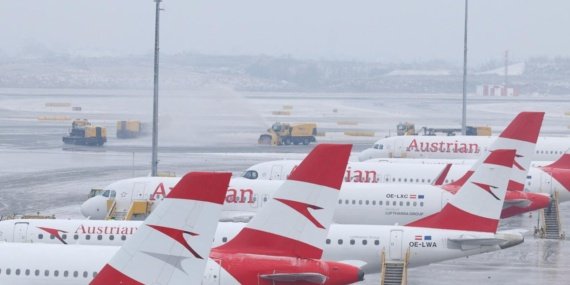 Bomba tehdidi: İsrail'den Avusturya'ya uçan uçağın Sofya'da acil iniş yaptı