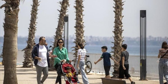 Yeni haftada hava açıyor, sıcaklıklar 'pastırma yazı' etkisiyle yükselecek 9 Yeni haftada hava açıyor, sıcaklıklar 'pastırma yazı' etkisiyle yükselecek
