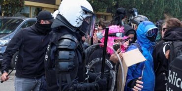 Brüksel'deki Öğrenci Protestolarında Polis Müdahalesine İlişkin 26 Şikayet Kaydedildi 16 Brüksel'deki Öğrenci Protestolarında Polis Müdahalesine İlişkin 26 Şikayet Kaydedildi