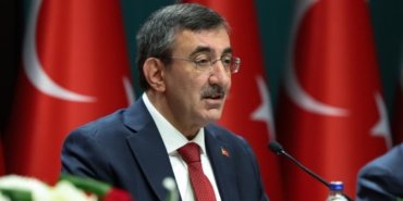 Yılmaz'dan çarpıtılmış açıklamalara sert yanıt: Siyaset samimiyet üzerine kuruludur