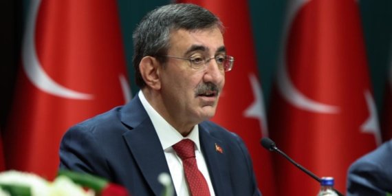 Yılmaz'dan çarpıtılmış açıklamalara sert yanıt: Siyaset samimiyet üzerine kuruludur