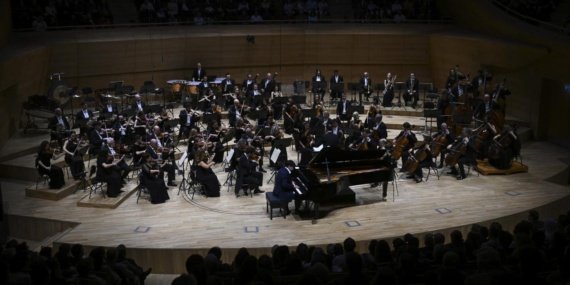 CSO, 200. Kuruluş Yıldönümünü Özel Bir Konserle Kutladı 9 CSO, 200. Kuruluş Yıldönümünü Özel Bir Konserle Kutladı