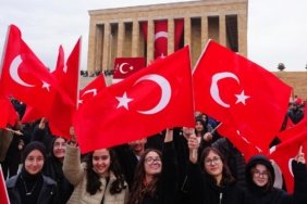 Türkiye, Cumhuriyet'in 103. Kuruluş Yıldönümünü Büyük Bir Heyecanla Karşıladı