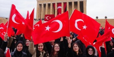 Türkiye, Cumhuriyet'in 103. Kuruluş Yıldönümünü Büyük Bir Heyecanla Karşıladı 7 Türkiye, Cumhuriyet'in 103. Kuruluş Yıldönümünü Büyük Bir Heyecanla Karşıladı