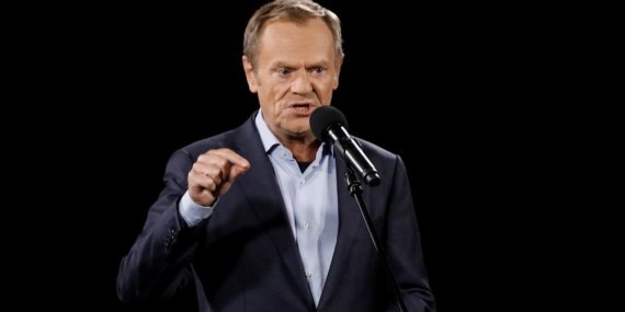 Tusk: Pegasus ile İsrail'e sızdırılan veriler devlet aleyhine suç