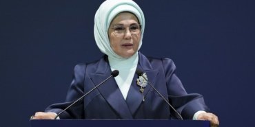 Cumhurbaşkanı Erdoğan'ın eşi Emine Erdoğan'dan TMV'ye 10. yıl tebriği