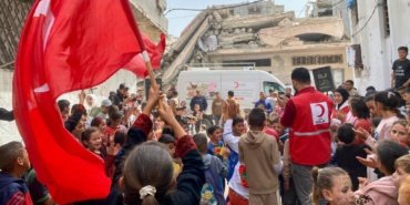 Türkiye'nin yardım eli her zaman Gazze'nin üzerinde oldu 13 Türkiye'nin yardım eli her zaman Gazze'nin üzerinde oldu