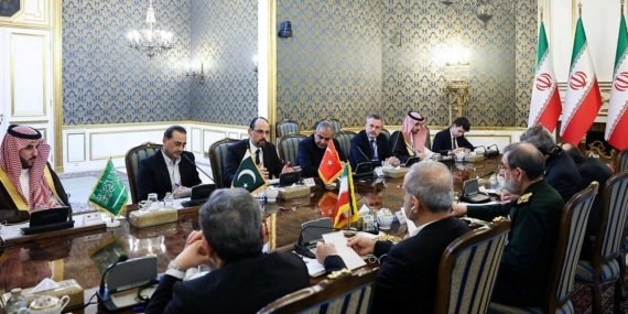 Erakçi: Tahran'da gerçekleştirilen dörtlü zirve, bölgesel istikrar için yeni bir diyalog kapısı açtı