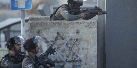 İsrail güçleri, Nablus'ta bir Filistinli aileyi zorla tahliye edip evlerini askeri üsse çevirdi 7 İsrail güçleri, Nablus'ta bir Filistinli aileyi zorla tahliye edip evlerini askeri üsse çevirdi