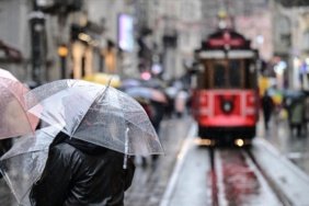 İstanbul'da şiddetli fırtına ve yağış alarmı
