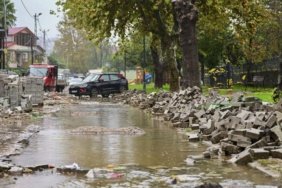 İstanbul'da yağış sonrası 46 bin kişilik arama kurtarma seferberliği: 4 kişi hâlâ kayıp