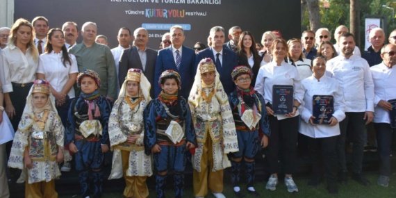 Türkiye Kültür Yolu Festivali İzmir'de Başladı