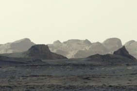 NASA'nın Curiosity aracı Mars'ta çarpıcı bir şafak fotoğrafı çekti
