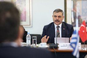 Çiftçi'den Atina'ya Mesaj: FETÖ Elebaşları İçin İadeleri Hızlandırın 2 Çiftçi'den Atina'ya Mesaj: FETÖ Elebaşları İçin İadeleri Hızlandırın