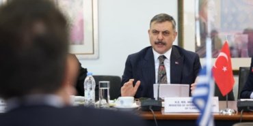 Çiftçi'den Atina'ya Mesaj: FETÖ Elebaşları İçin İadeleri Hızlandırın