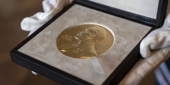 2026 Nobel Fizik Ödülü Francis Halzen'e Verildi