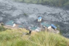 Nepal'deki taşkınlar sonrası onlarca yerleşim birimi boşaltıldı