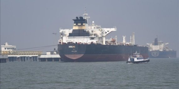 İran'dan Hürmüz'de mayın faciası: Süper tanker hasar aldı 7 İran'dan Hürmüz'de mayın faciası: Süper tanker hasar aldı