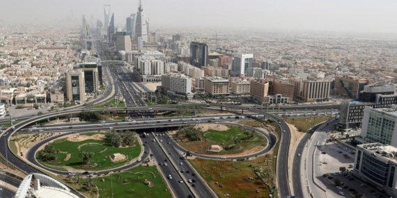 Riyad'da Husey Hedefi: Erken Uyarı Sistemleri Aktifleşti, Patlama Sesleri Vardı