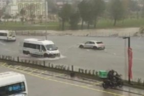 İstanbul'u vuran sağanak felakete yol açtı: Yollar göle dönüp trafik kilitlendi 2 İstanbul'u vuran sağanak felakete yol açtı: Yollar göle dönüp trafik kilitlendi