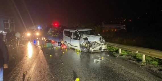 Sakarya Geyve'deki Zincirleme Çarpışmada 2 Kişi Hayatını Kaybetti