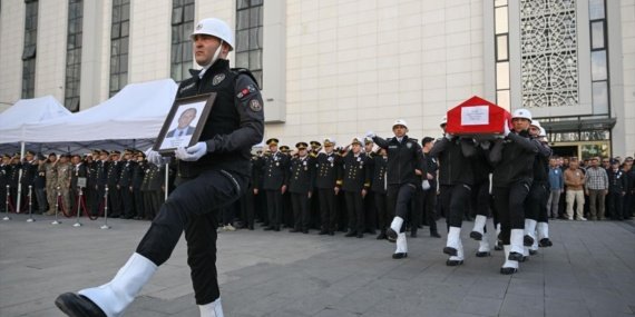 Ahmet Türkoğlu'na Emniyet Müdürlüğünde Son Veda Töreni