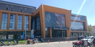Silifke Belediyesi'ndeki yolsuzluk soruşturması derinleşti: 7 kişi daha gözaltında