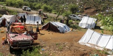 Yemen'deki şiddet olayları 184 bin kişiyi evlerinden etti 12 Yemen'deki şiddet olayları 184 bin kişiyi evlerinden etti