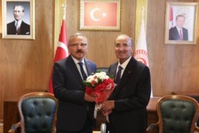 TBMM'de Yeni Başkanvekili Yusuf Beyazıt Görevi Devraldı 6 TBMM'de Yeni Başkanvekili Yusuf Beyazıt Görevi Devraldı